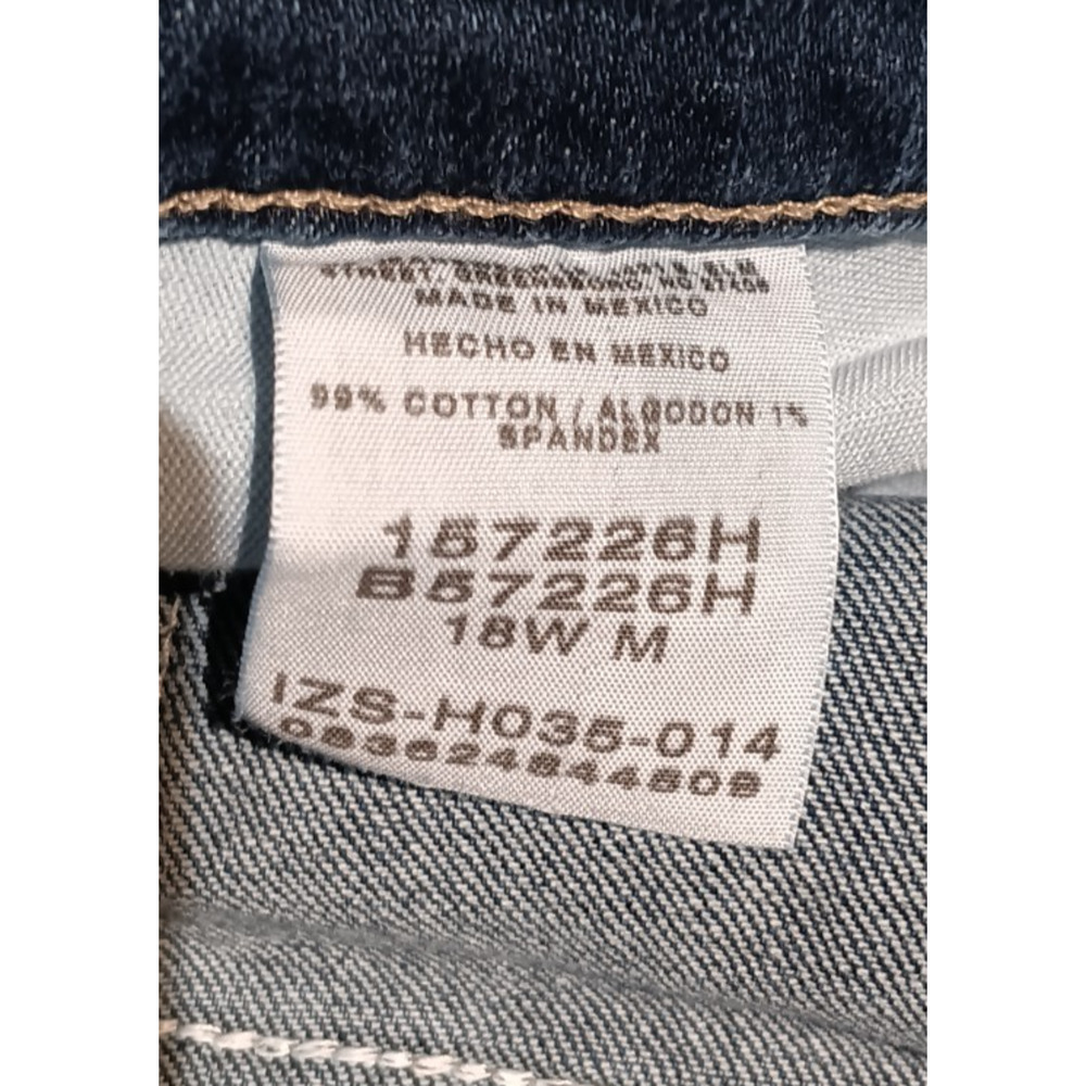 Lee Riders Jeans Women’s 18W Classic Fit Straight Leg Medium Wash 90s Mom Denim - Picture 6 of 6